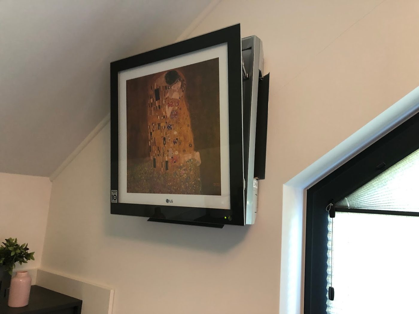 Klimatyzator LG Artcool Gallery w formie obrazu – montaż TERMFERM, Nowy Targ